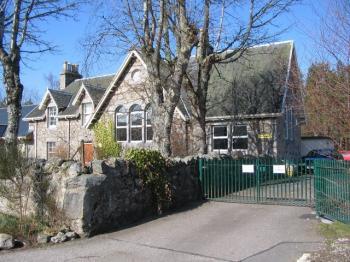 Photograph of Farr Primary School