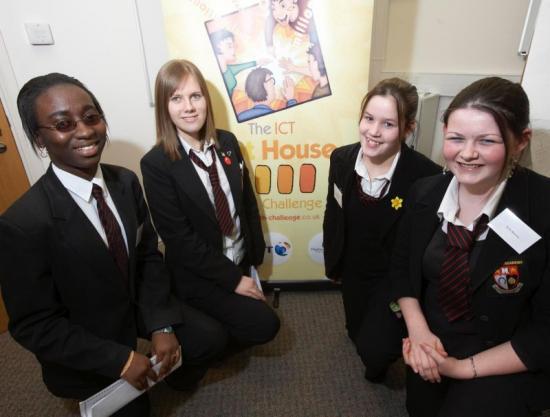 Photograph of Young Entrepreneurs Invent Their Way To The Final - Dornoch Academy